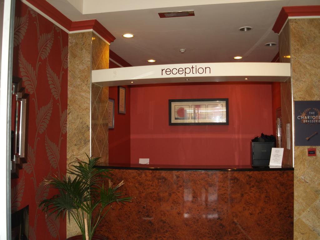Antonine Hotel フォルカーク エクステリア 写真